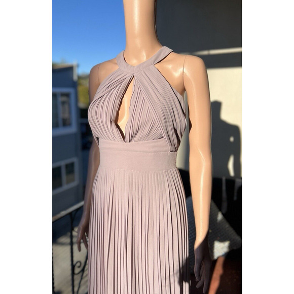 TFNC Prague Lavender Maxi Dress Bridesmaid Prom Pleats High Empire Waist UK6/US2 - Picture 7 of 12